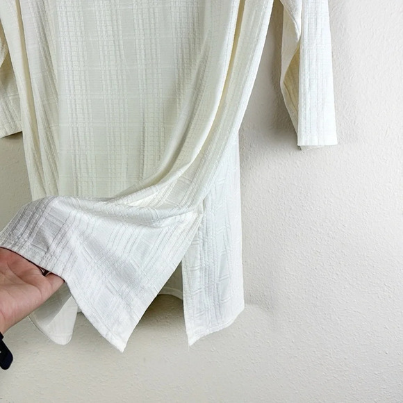 J. Jill Wearever Collection 3/4 Sleeve Textured Tunic Off-White Size M Petite - Picture 5 of 9